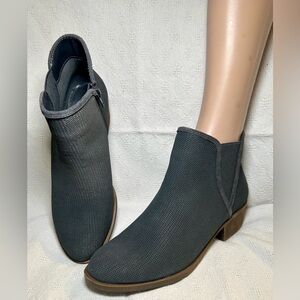 KENZIE GRAY SUEDE LEATHER ANKLE BOOTS